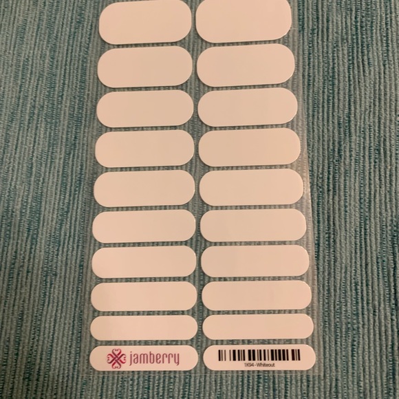 Full sheet of Jamberry’s Whiteout wrap. - Picture 1 of 1